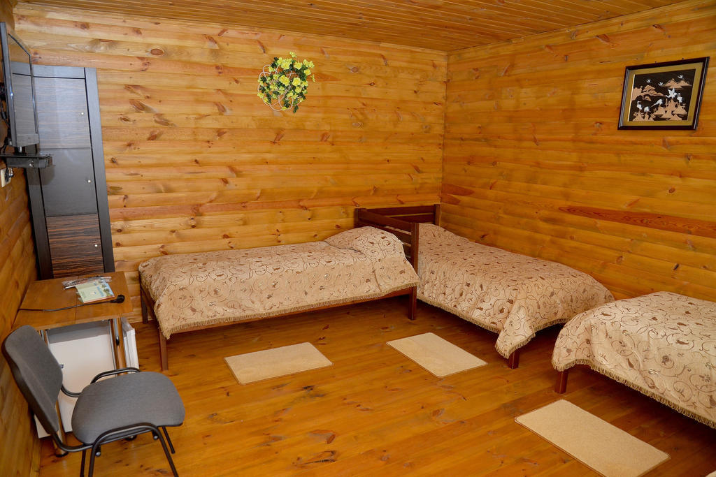 Hotel Slavutich à Nova Kakhovka Chambre photo