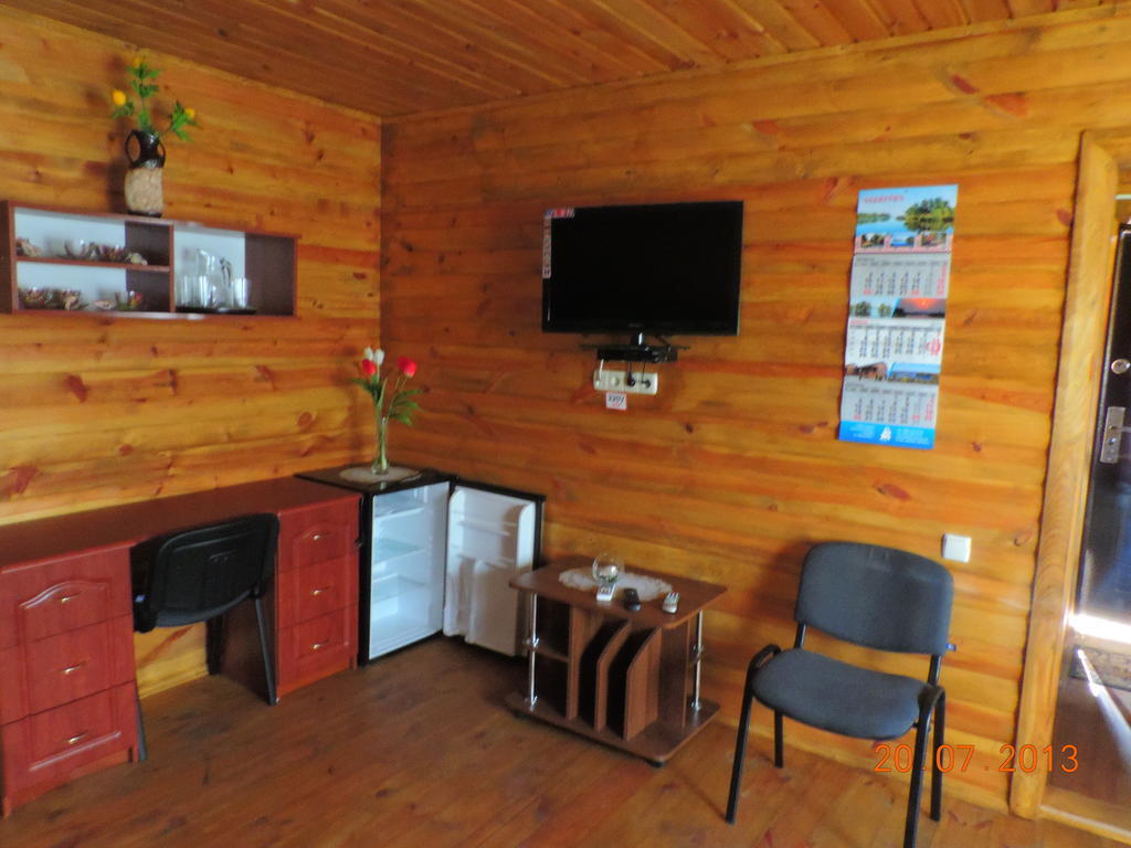 Hotel Slavutich à Nova Kakhovka Chambre photo